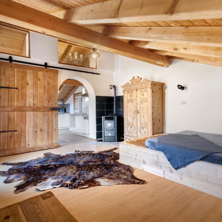 Grabmairhof Ahrntal - Two-Bedroom Deluxe Apartment with Garden View - 4