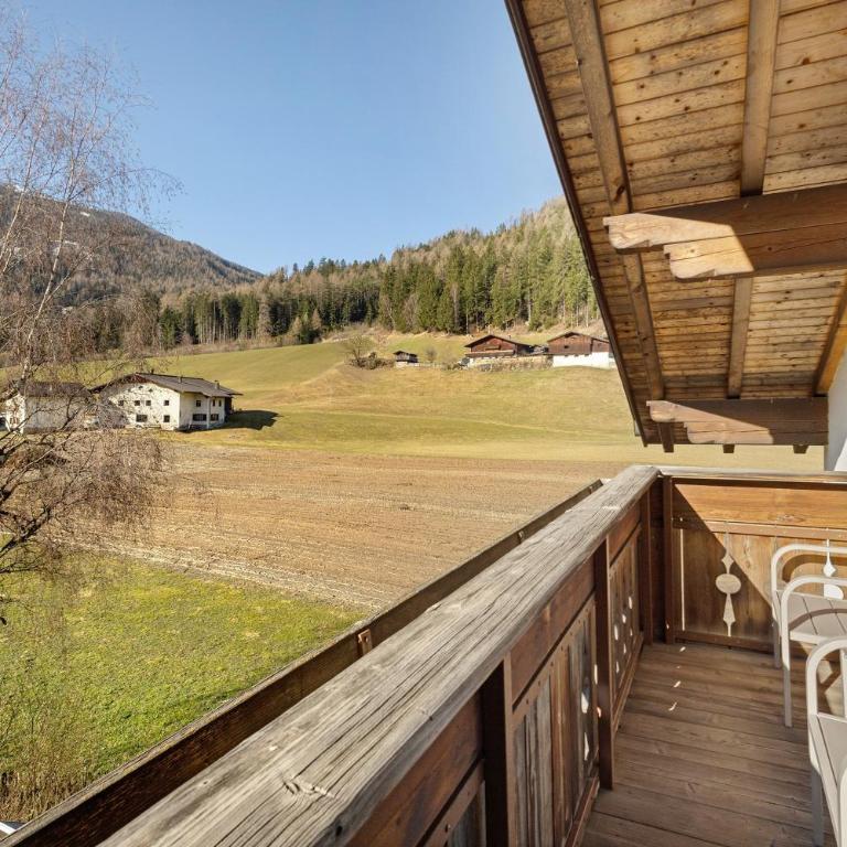 Grabmairhof Ahrntal - Two-Bedroom Deluxe Apartment with Garden View - 19