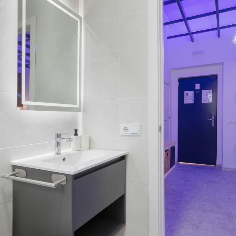 Apartamentos Bellamar - Estudio Superior - 18
