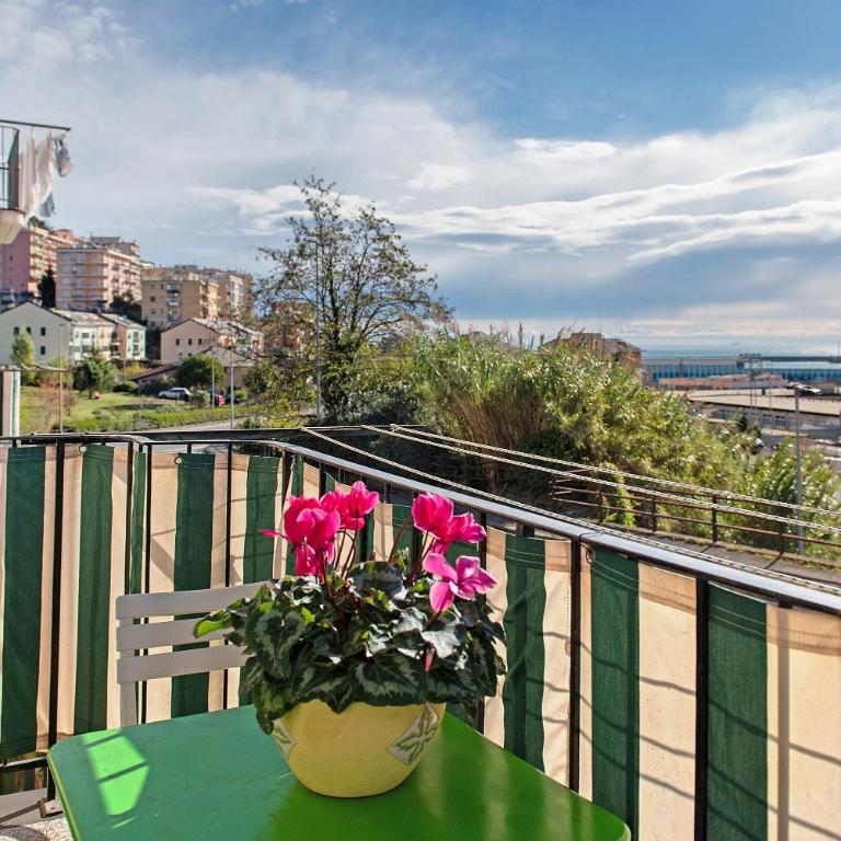Mela Garden House - Appartamento Premium con 3 Camere da Letto e Balcone - 3