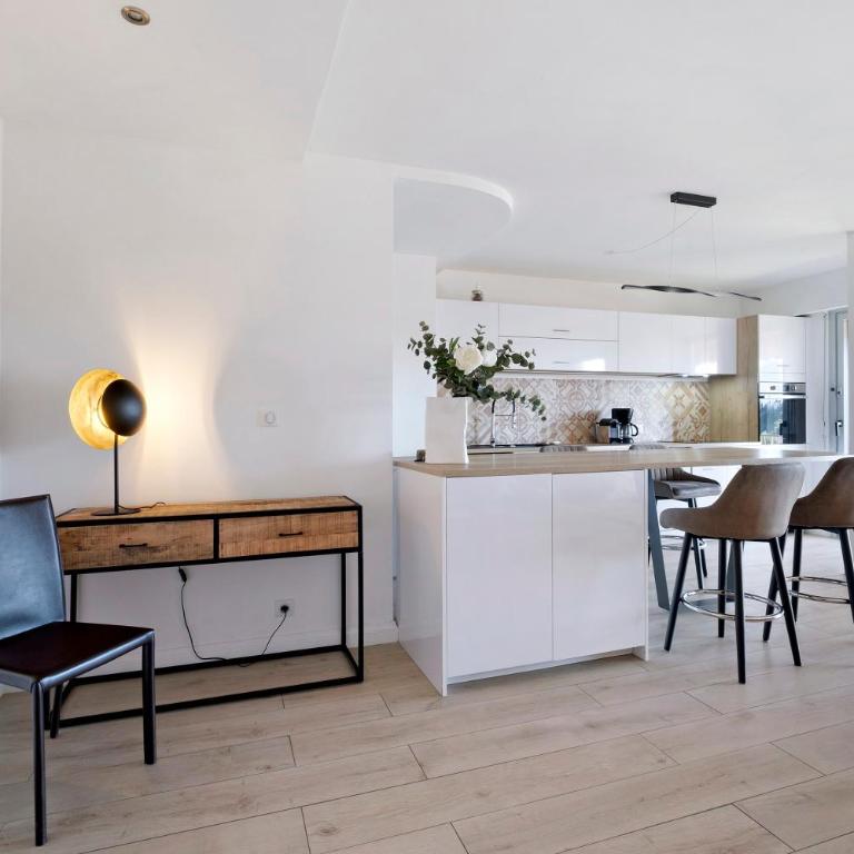 les calanques d or 3 p vue mer - Two-Bedroom Deluxe Apartment with Ocean View - 11