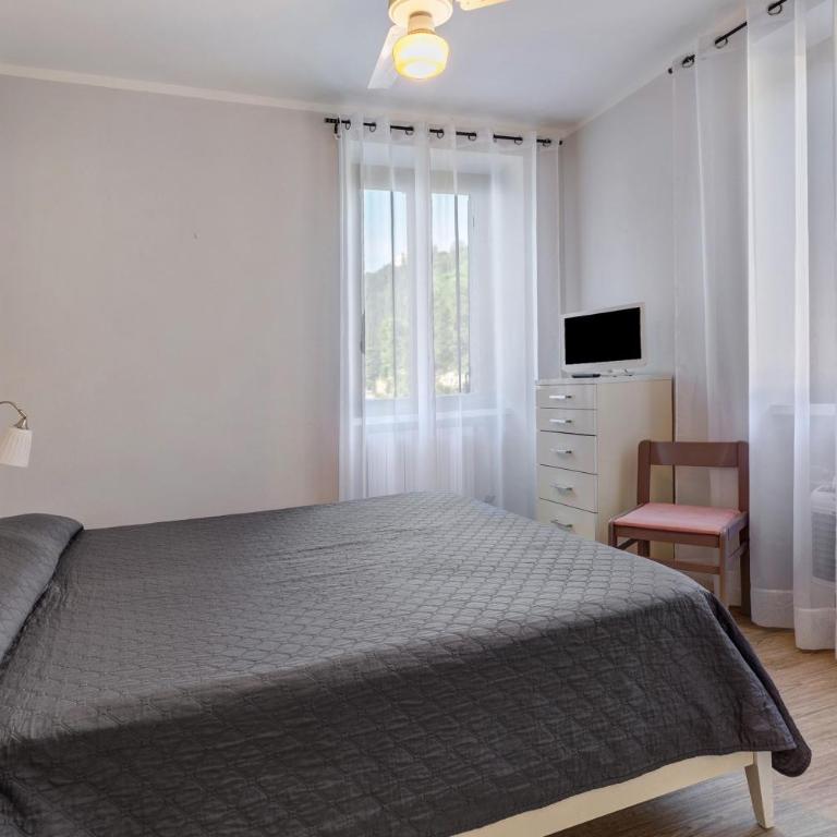 Casabb - Appartamento con 2 Camere da Letto e con Vista Montagna - 11