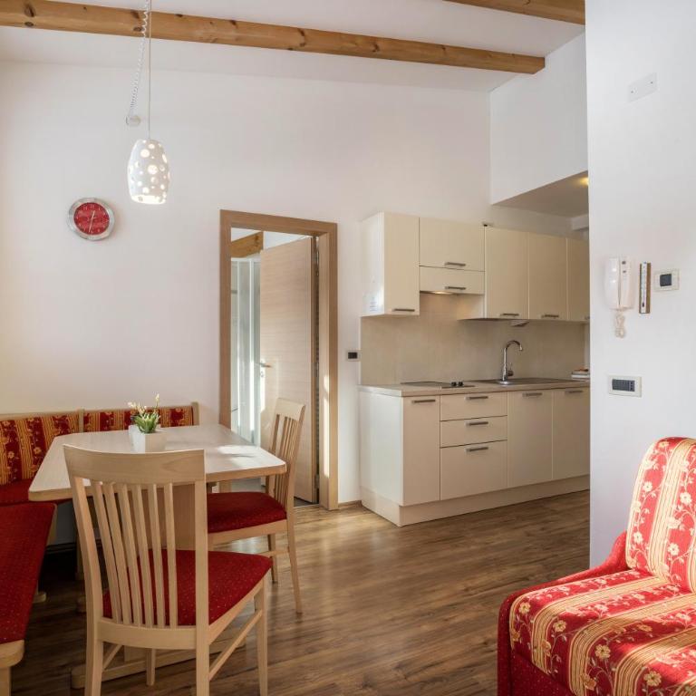 Runcac Apt Gomina - Monolocale con Divano-Letto - 4
