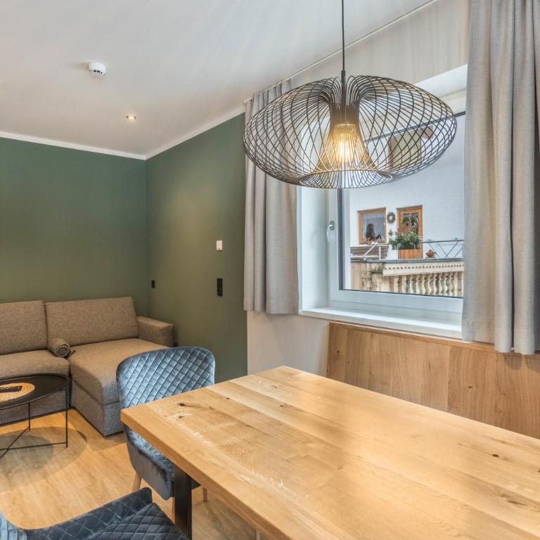 Luisalle Top 3 - Deluxe Apartment mit Balkon und 2 Schlafzimmern - 10