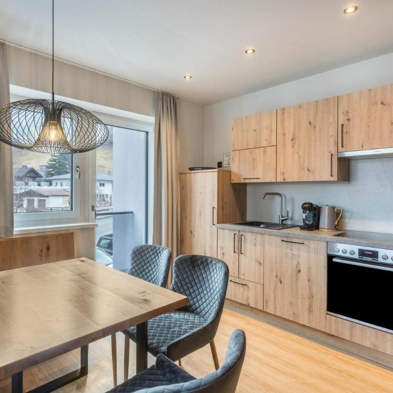 Luisalle Top 3 - Deluxe Apartment mit Balkon und 2 Schlafzimmern - 6
