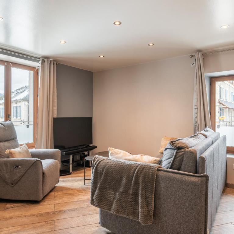 Loft Cosy au coeur du village - Two-Bedroom Apartment with Mountain View - 2