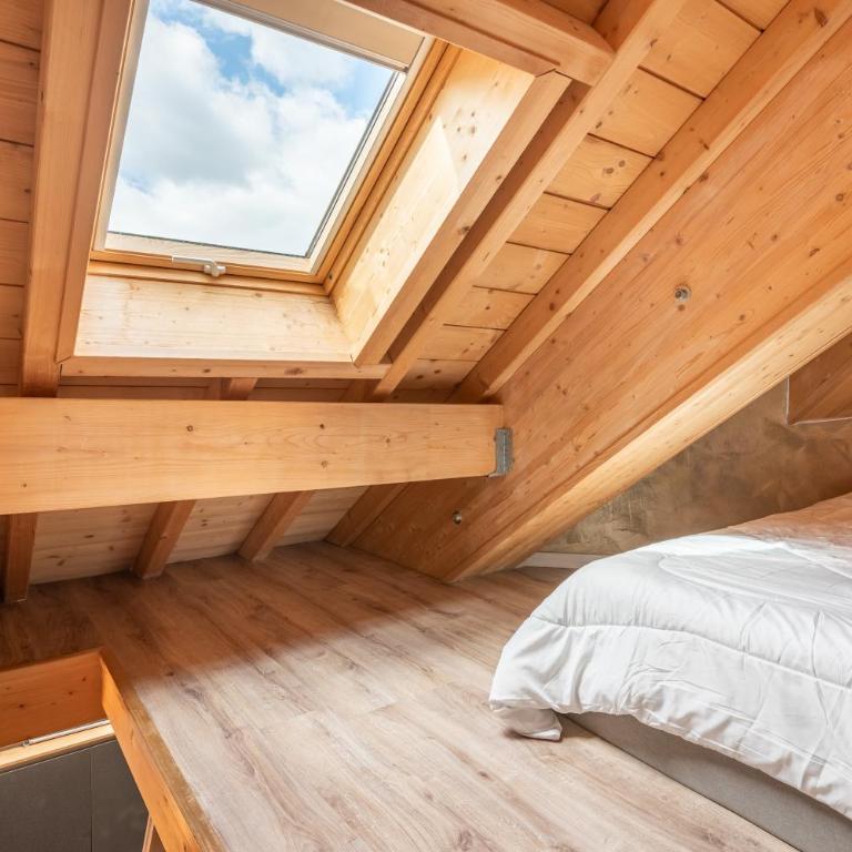 Loft Cosy au coeur du village - Two-Bedroom Apartment with Mountain View - 16