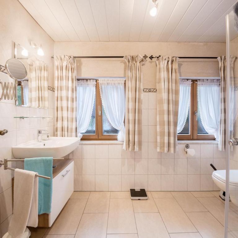 Ferienwohnung Waxenstein - Superior Apartment mit 1 Schlafzimmer und Balkon - 15