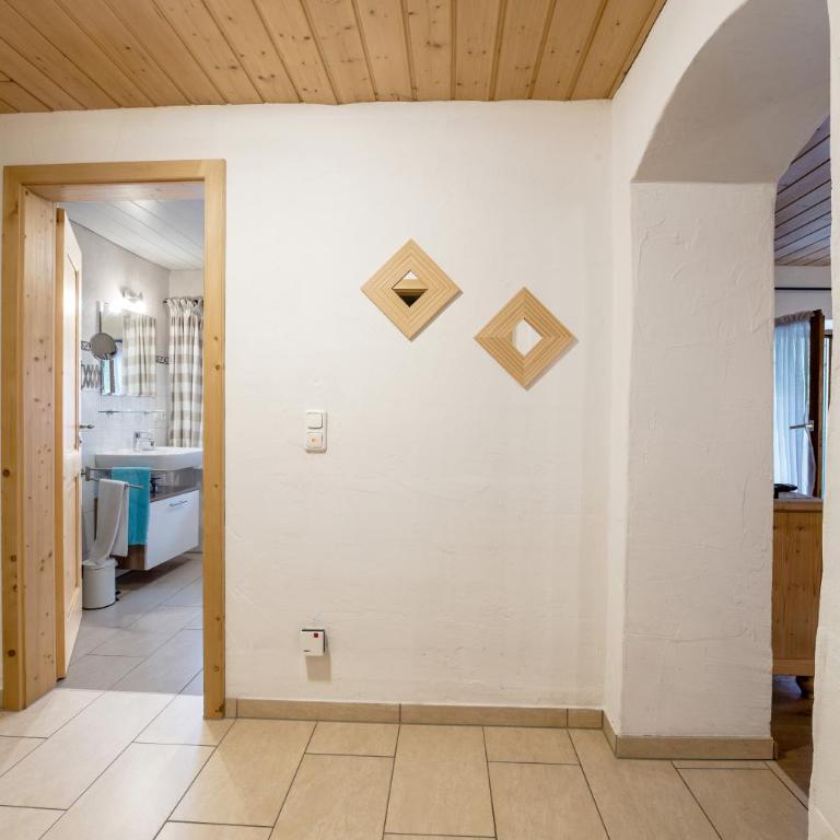 Ferienwohnung Waxenstein - Superior Apartment mit 1 Schlafzimmer und Balkon - 14