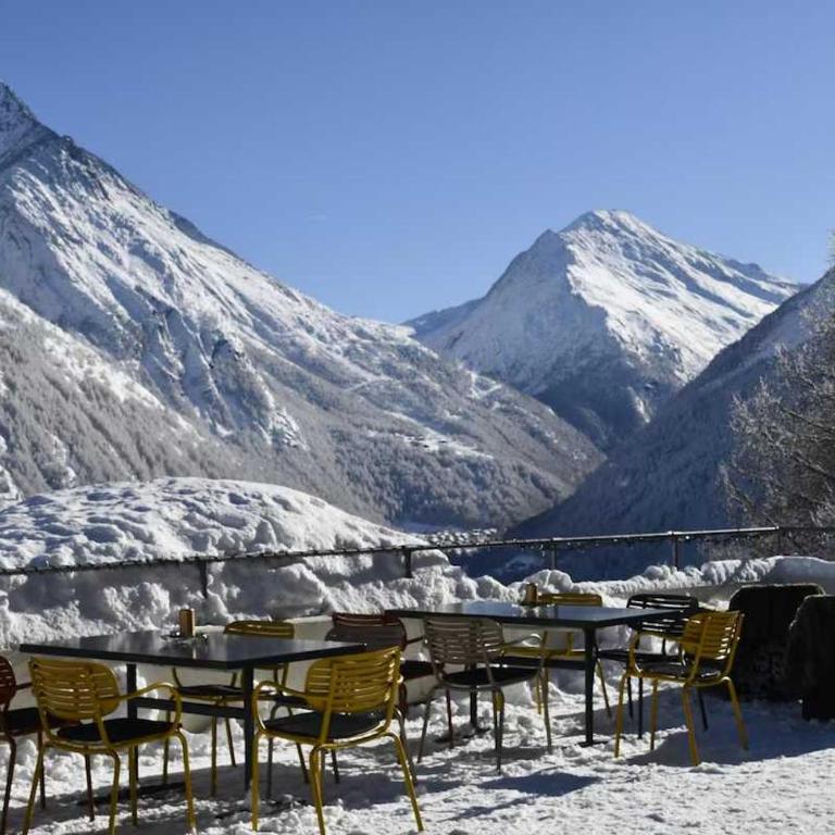 Waldhotel Fletschhorn Private Whole Hotel in Saas-Fee 360 Alpine Views & Sauna - Chalet - 94