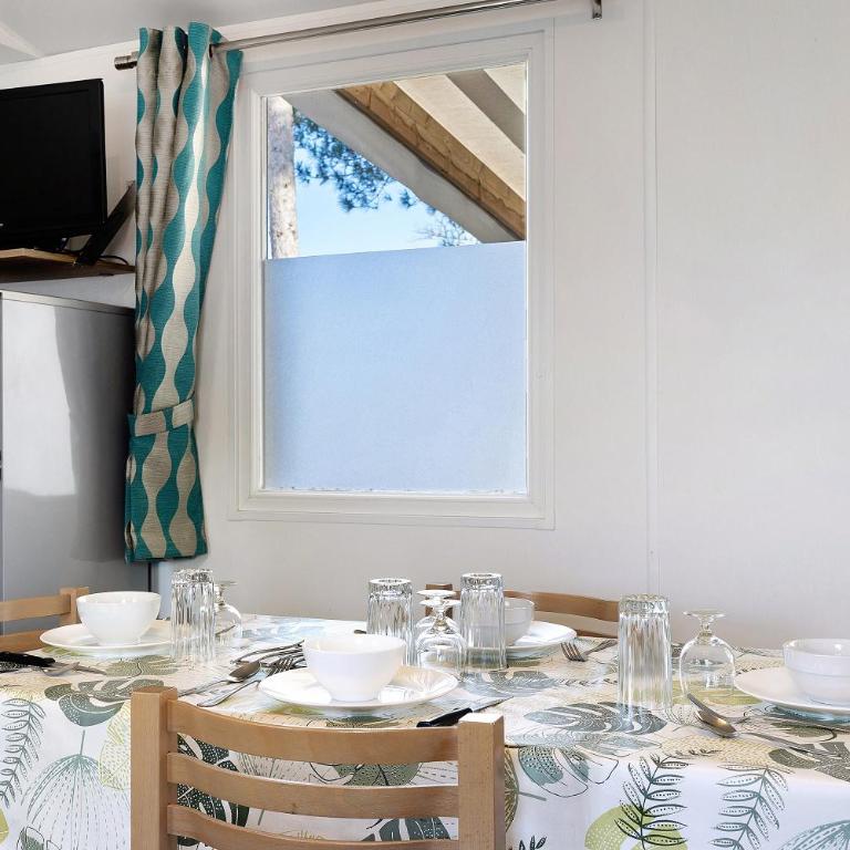 Mobile Home 407 Bois Dormant - Vierbettzimmer mit Dusche - 7