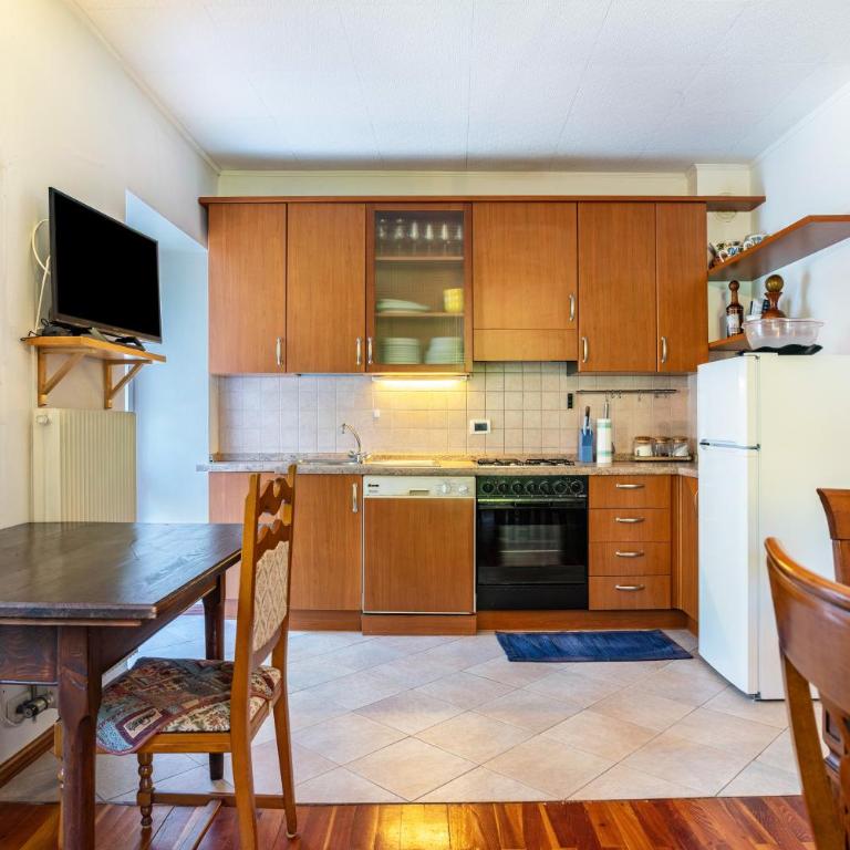 Casa Ai Laresi 1 - Deluxe-Apartment mit 2 Schlafzimmern und Gartenblick - 11