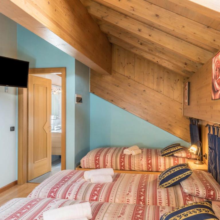 Nadir - Casa Azzurra - Appartamento Deluxe con 2 Camere da Letto e Vista Giardino - 3