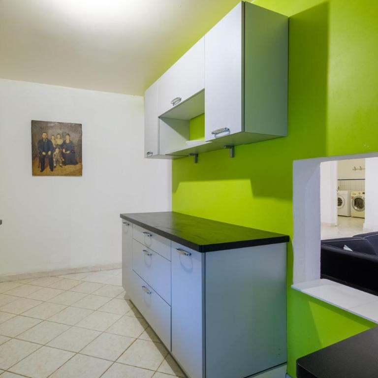 Appartement Falicon, piscine - Appartement 2 Chambres avec Vue sur la Montagne - 11