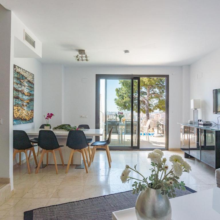 4 bed townhouse with stunning view - Casa Deluxe de 4 dormitorios - Frente al mar - 4