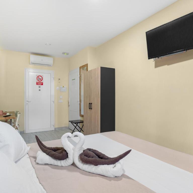 7A Hostal - Double Room - Disability Access - 10
