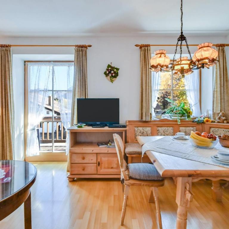 Katharinenhof Ferienwohnung Alpspitz (4) - Superior Apartment mit 1 Schlafzimmer und Balkon - 2