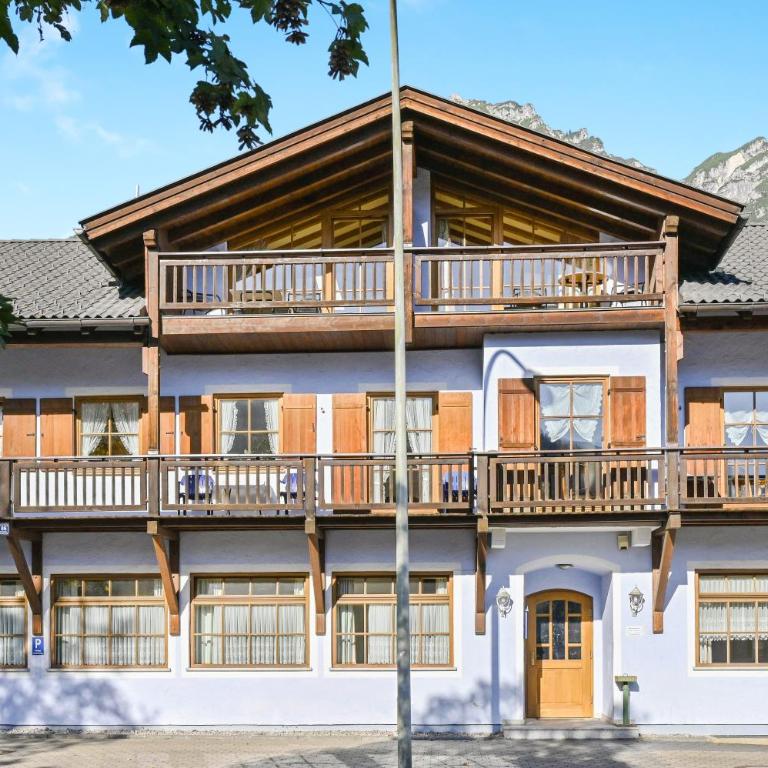 Katharinenhof Ferienwohnung Alpspitz (4) - Superior Apartment mit 1 Schlafzimmer und Balkon - 3
