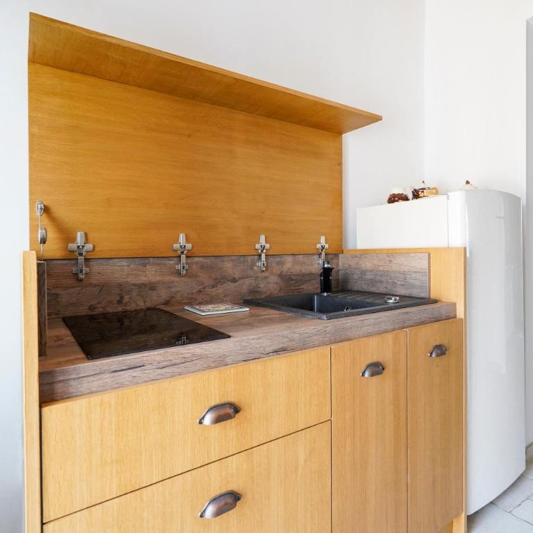 Casina delle Rose - Levante - Appartamento con 1 Camera da Letto e Vista Giardino - 6