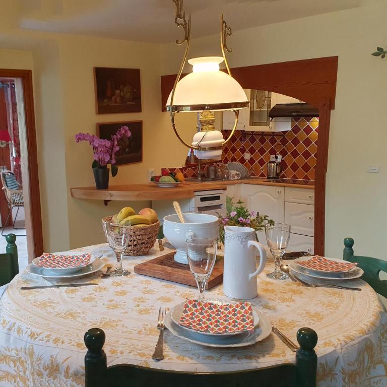 Le Chalet De Suzon - One-Bedroom Apartment with Garden View - 8