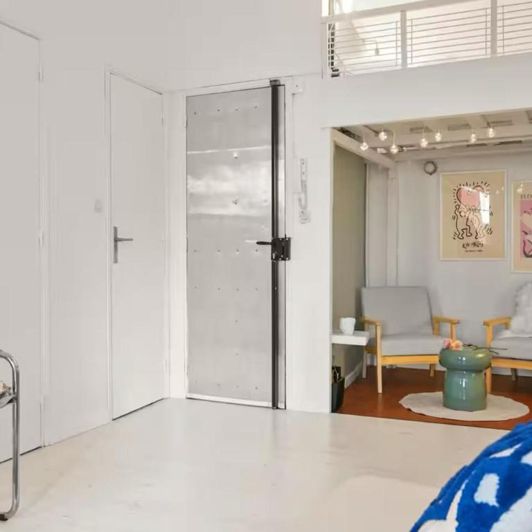 Appartement avec terrasse & mezzanine Cœur du 6ème - La Plaine - Appartement - 3