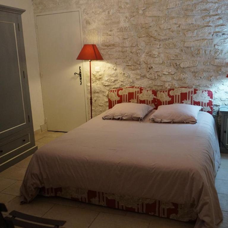 La petite maison de l'Isle - Dreibettzimmer mit Dusche - 9