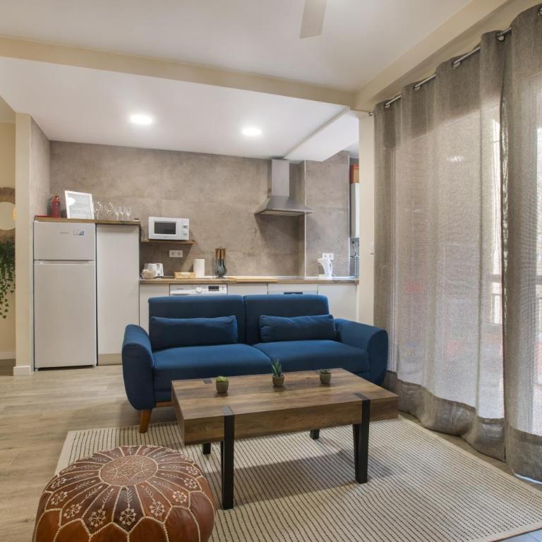 La Mejor Ubicacion Con Parking - Apartamento Deluxe de 2 dormitorios con balcón - 3