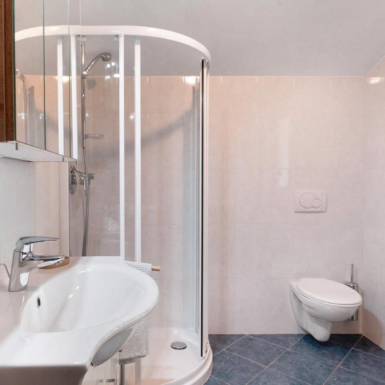 Ferienhaus Leitner - Appartamento Deluxe con 2 Camere da Letto e Vista Giardino - 24