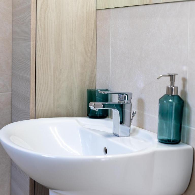 Brezzadisudest - Appartamento Superior con 1 Camera da Letto e Balcone - 15