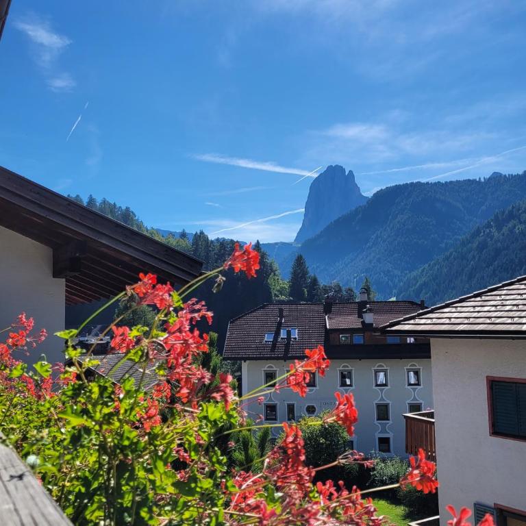 Casa Rustica App Saslonch - Appartamento Superior con 1 Camera da Letto e Balcone - 14