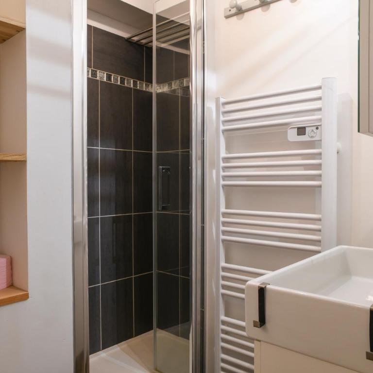 Cosy Studio Mezzanine - Appartement avec Douche - 13