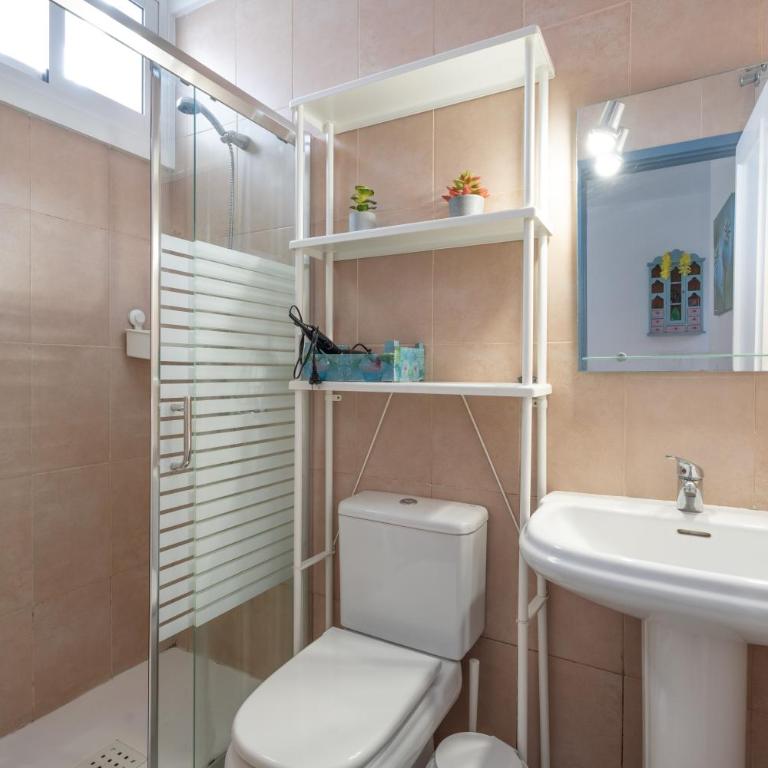 2-bedroom on Los Cristianos beach - Apartamento Superior con vistas a la ciudad - 13