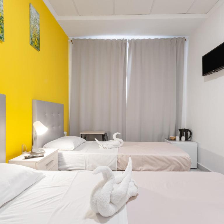 7A Hostal - Double Room - Disability Access - 4