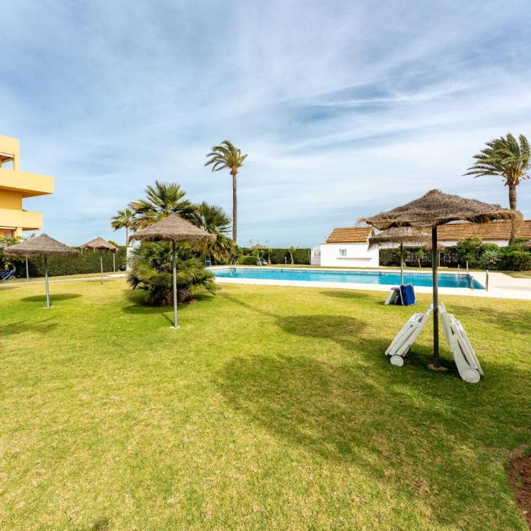 Butiplaya Frontline Beach - Estudio con terraza - 19