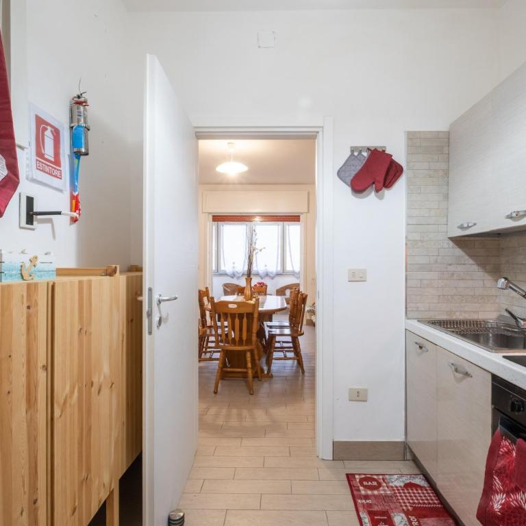 Rossini 14 Centro e Mare a Piedi - Three-Bedroom House - 10