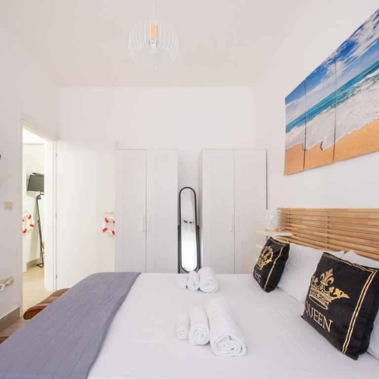 Rossini 14 Centro e Mare a Piedi - Three-Bedroom House - 12