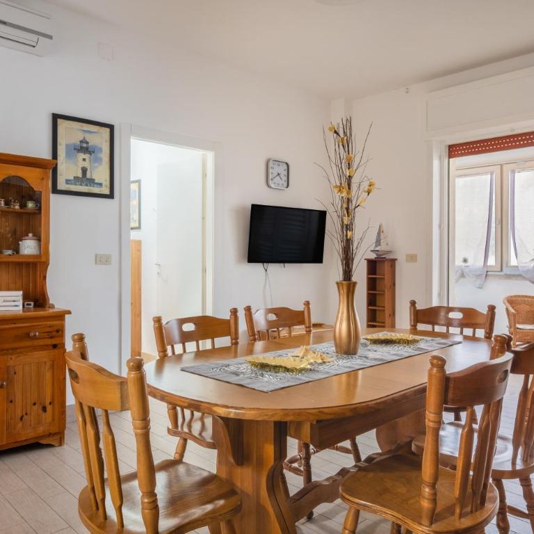 Rossini 14 Centro e Mare a Piedi - Three-Bedroom House - 11