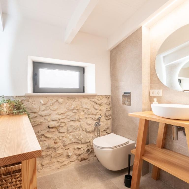 Can Negri Grand - Villa with Garden View - 16