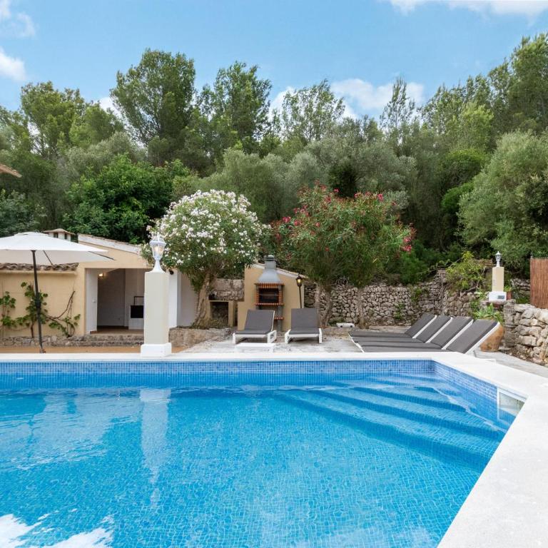 Can Negri Grand - Villa with Garden View - 28