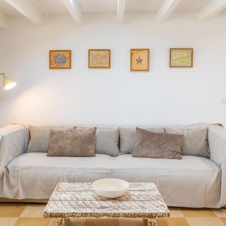 Can Negri Grand - Villa with Garden View - 7