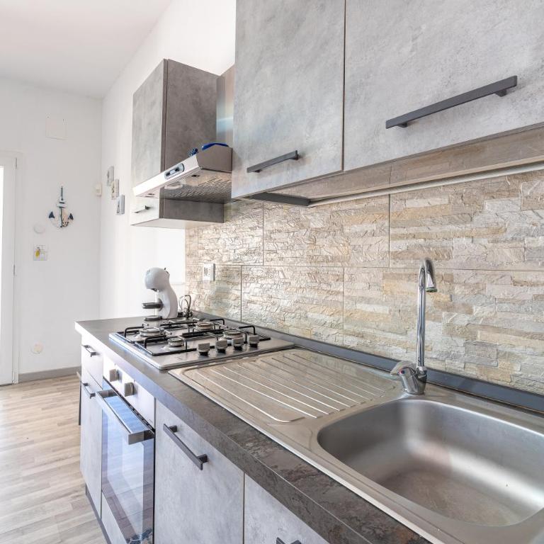 Villa Fontane Bianche with pool - Appartamento Deluxe con 2 Camere da Letto e Vista Oceano - 7