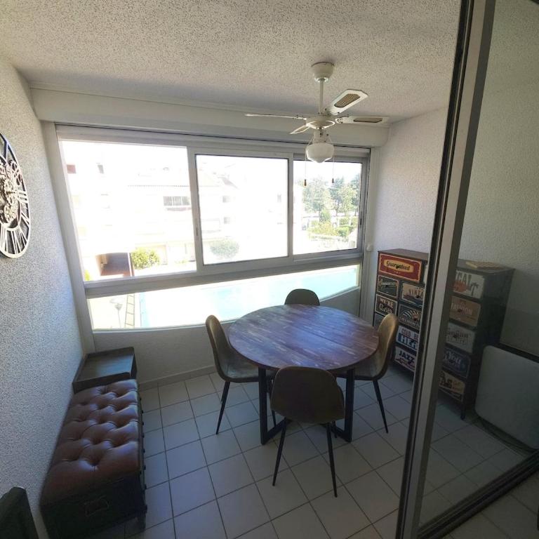 Studio Cabine - 50m Plage et Piétonnes, 300m Port Argeles - Piscine - Parking - Apartamento de 1 dormitorio - 4