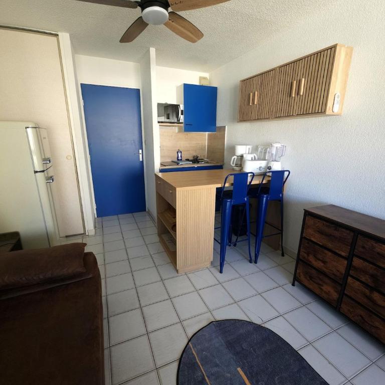 Studio Cabine - 50m Plage et Piétonnes, 300m Port Argeles - Piscine - Parking - Apartamento de 1 dormitorio - 7