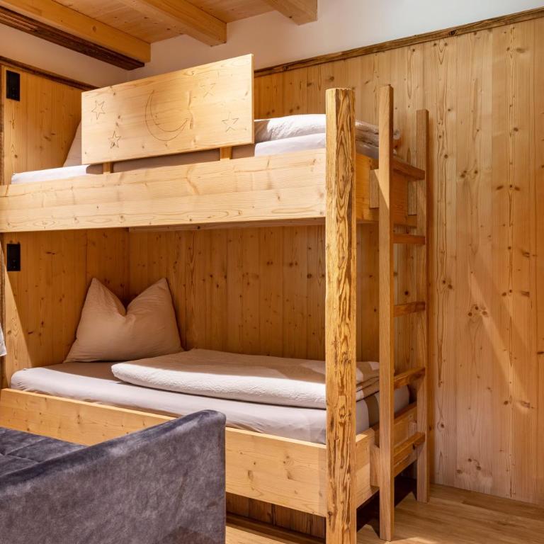 Blosegghof Bergchalets Apt Almwiese - Appartamento Deluxe con 2 Camere da Letto e Vista Giardino - 15