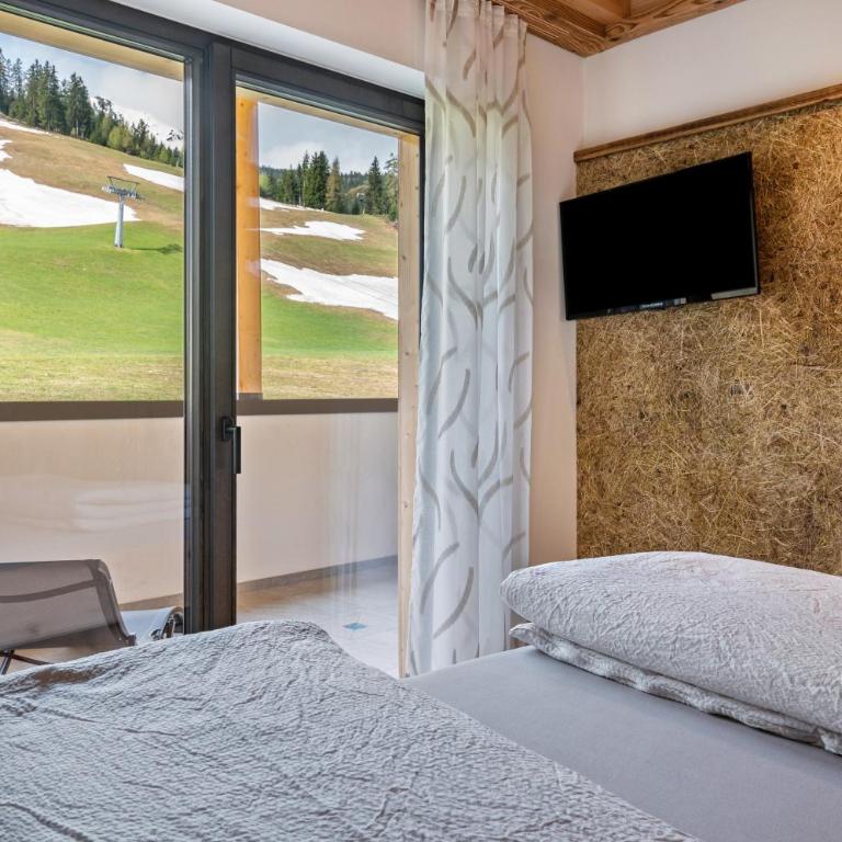 Blosegghof Bergchalets Apt Almwiese - Appartamento Deluxe con 2 Camere da Letto e Vista Giardino - 10