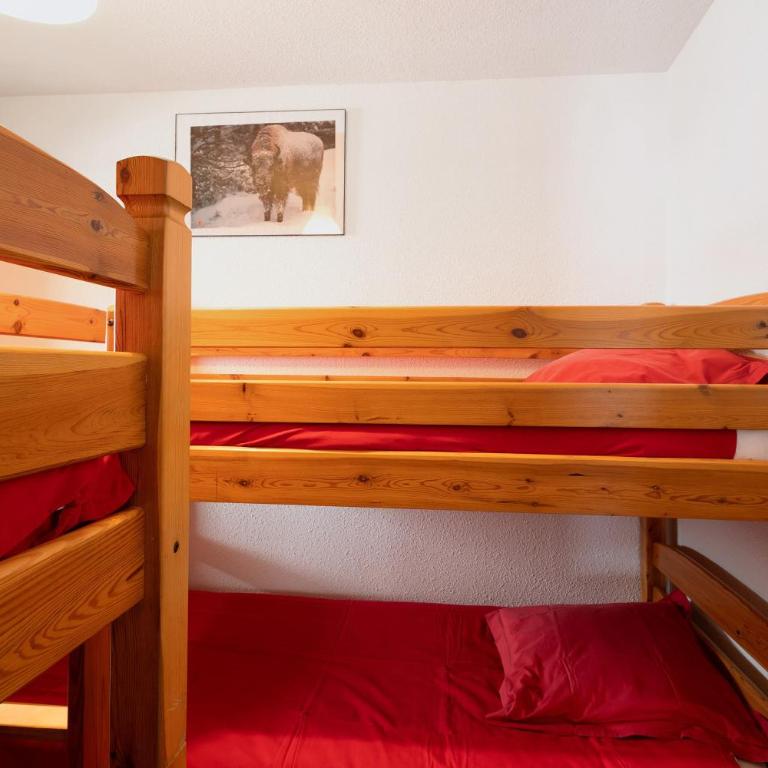 Chalet Pla Del Mir - One-Bedroom Apartment with Garden View - 14