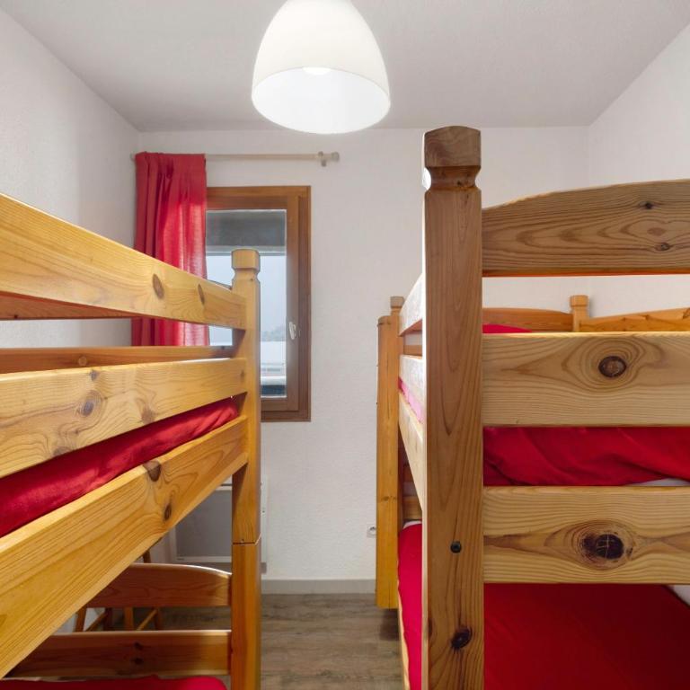 Chalet Pla Del Mir - One-Bedroom Apartment with Garden View - 14