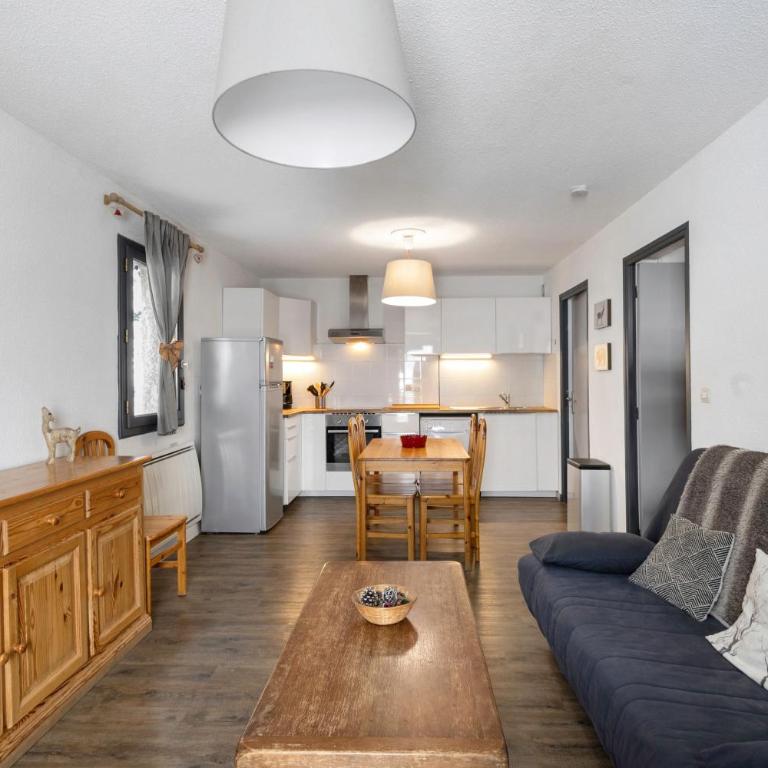 Chalet Pla Del Mir - One-Bedroom Apartment with Garden View - 6