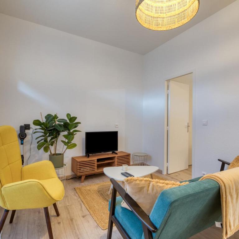 Le Voltaire pour 4 - Apartment with Shower - 5