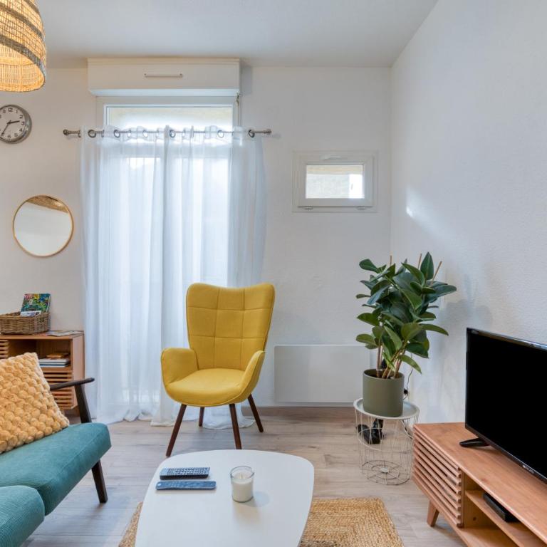 Le Voltaire pour 4 - Apartment with Shower - 3